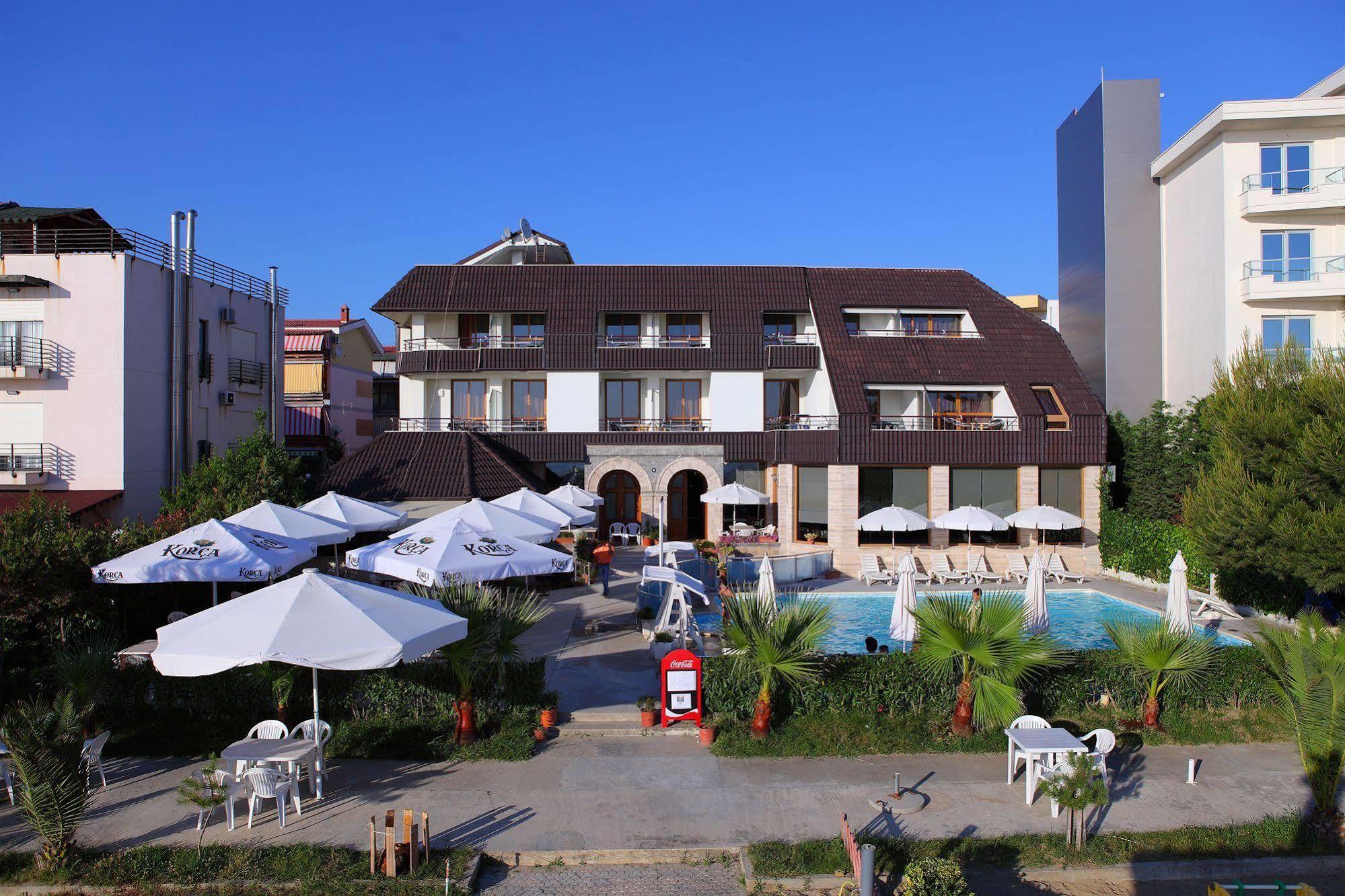 Hotel Oaz Durrës Exteriér fotografie